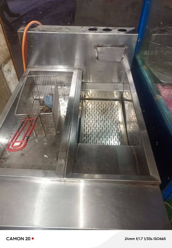 16 ltr commercial fryer in good condition 2