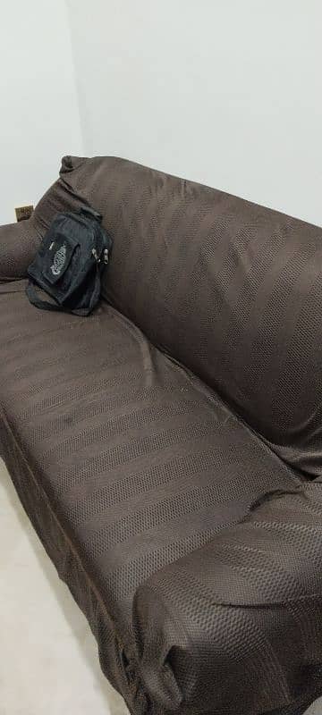 New Condition complete Furniture Bed set dresing,3dor Almari,5str sofa 3