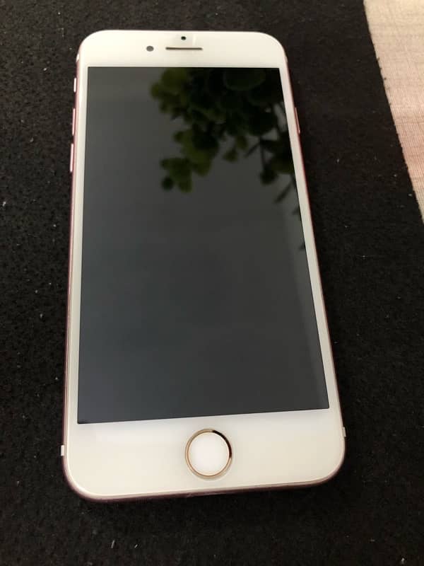 Apple iPhone 7 128 gb Excellent condition 1