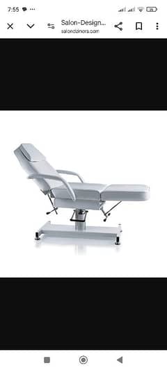 salon designer hydolic bed for sale in good condition