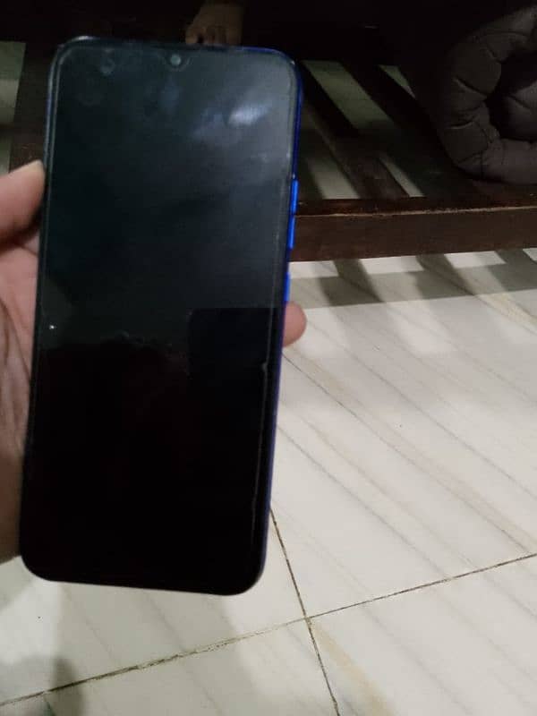 tecno spark 6 go 4