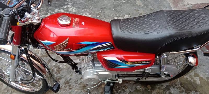 Honda cg125 , first owner , urgent sale. 0