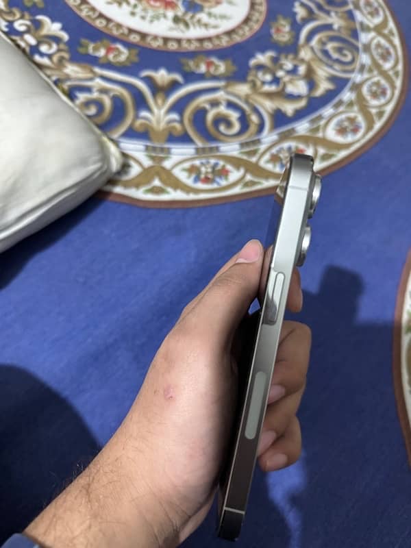 Iphone 14 Pro Non-PTA 2