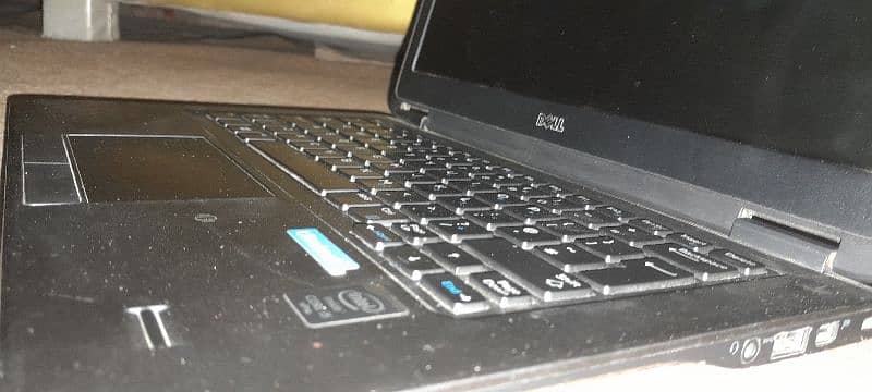 DELL Latitude E7250 1