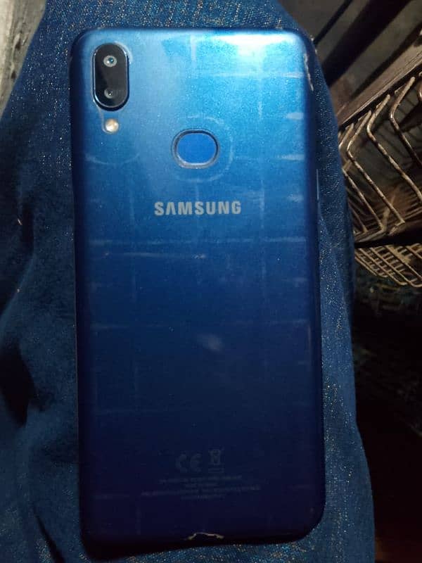 Samsung a10s 2 32 4