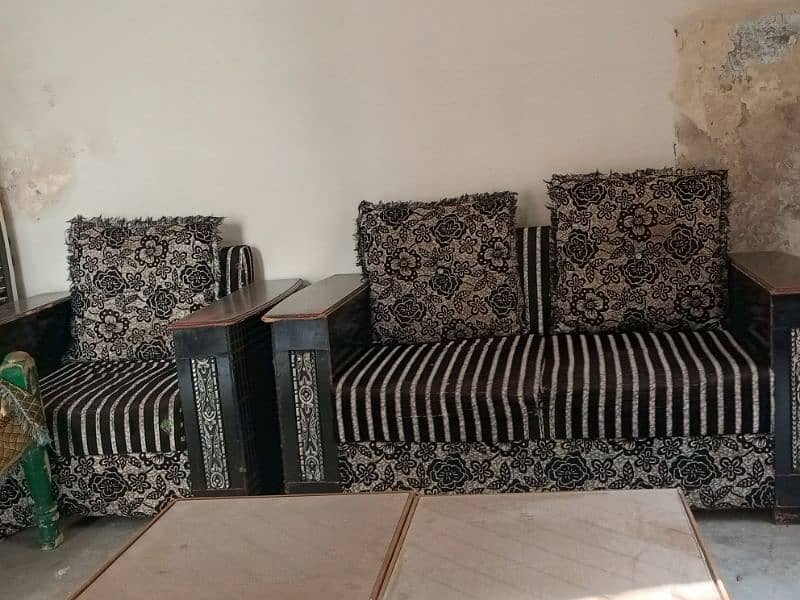 6 Seatr sofa set 1