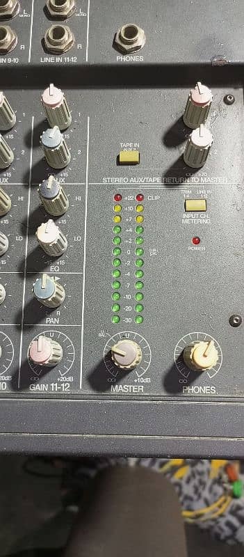 console  mixer 1