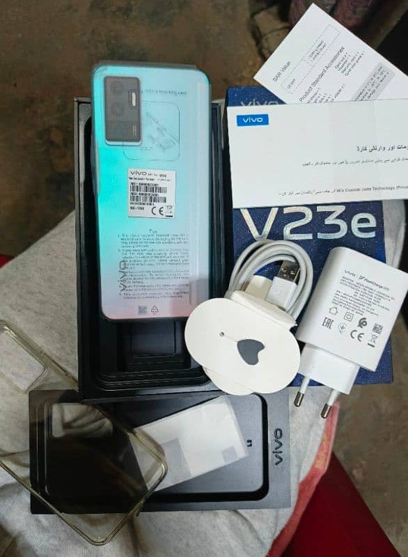 vivo v23e with warranty august 2025 look like new 0