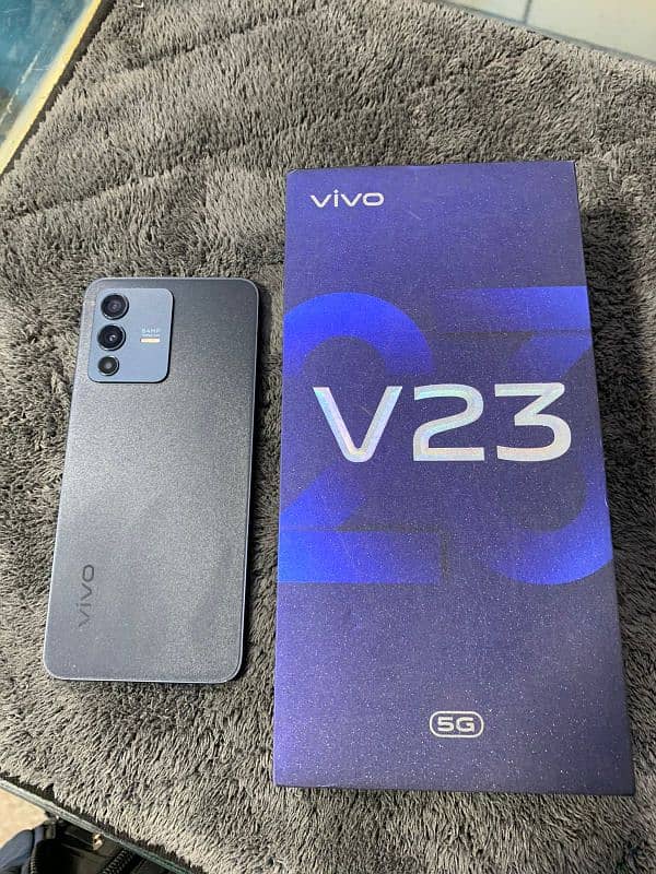 i am selling my phone vivo V23 5G 0