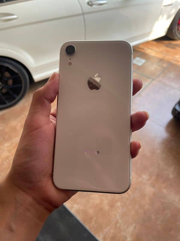 iphone xr 1