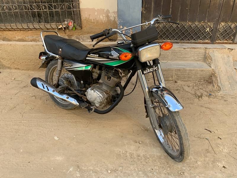 Honda cg 125 2013 larkana number 1