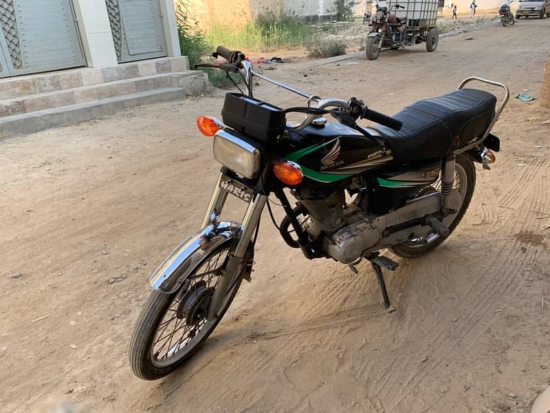 Honda cg 125 2013 larkana number 2