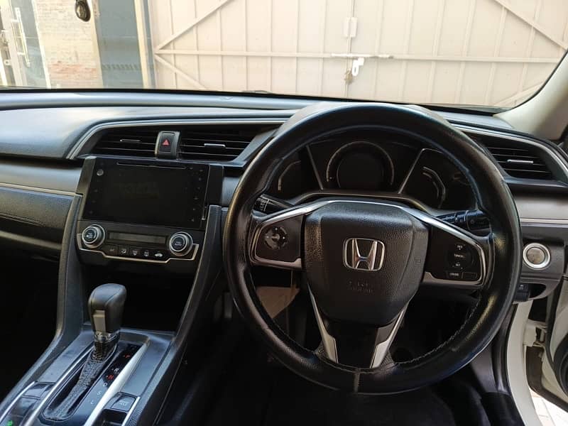 Honda Civic Oriel 2017 12