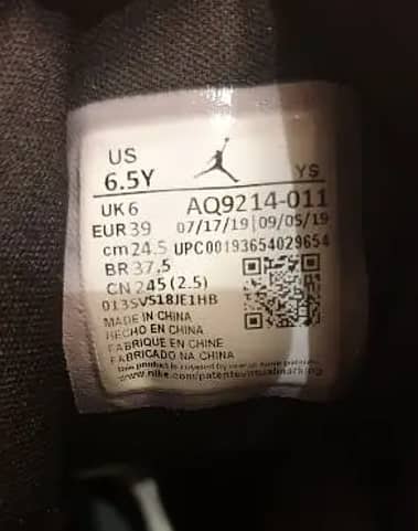 Air Jordan 11 Retro Basketball Shoes 1