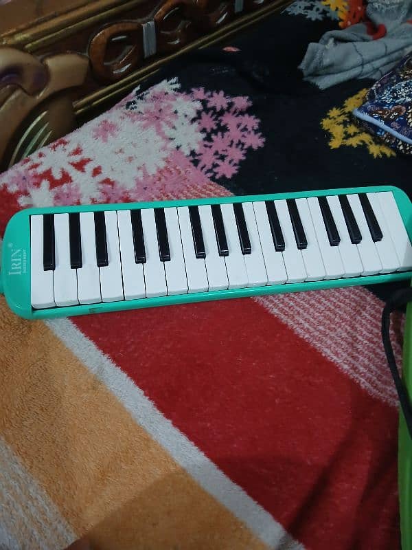 32keysIRIN melodica 1