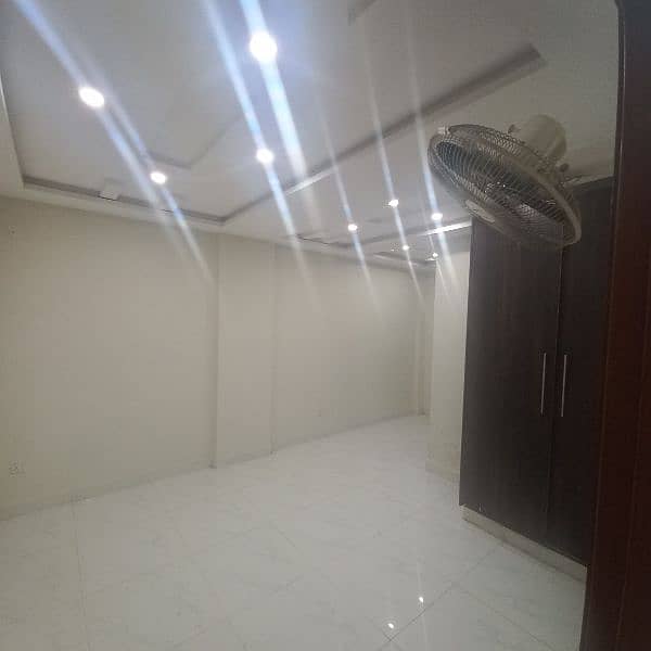 1 Bed Flat For Rent in Bahria Town Lahore 10