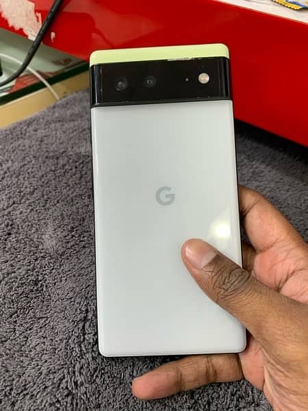 Google Pixel 6 3