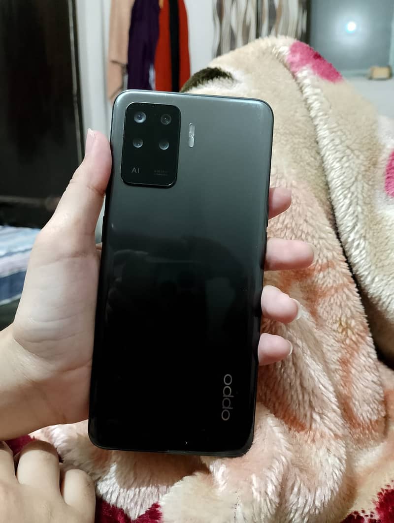 OPPO F19 Pro 0