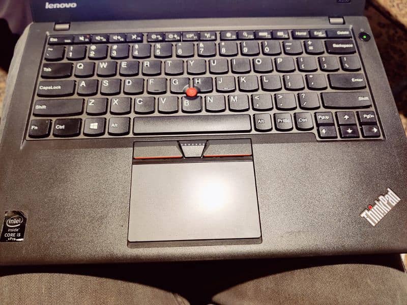 Lenovo Thinkpad X250 core i5-5300U 3