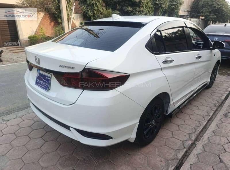 Honda City Aspire 2023 3