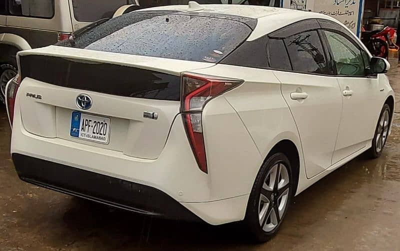 Toyota Prius 2017 2