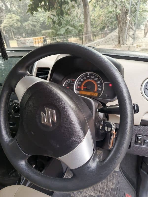 Suzuki Wagon R 2018 11