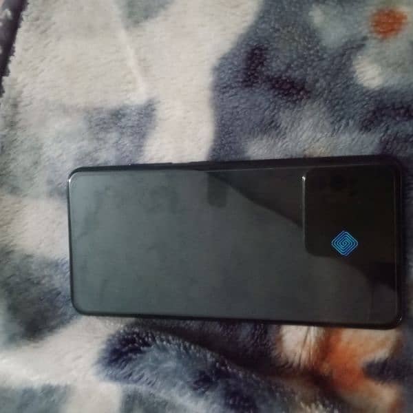 vivo v15 pro 6gb ram 128 gb ROM 2