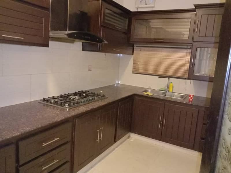 8 Marla like new full house for Rent in Bahria town Lahore 2