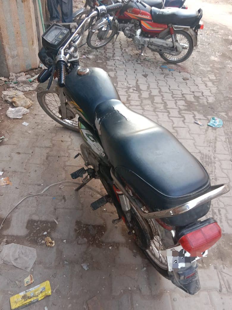 Yamaha Dhoom YD-70 2015 0