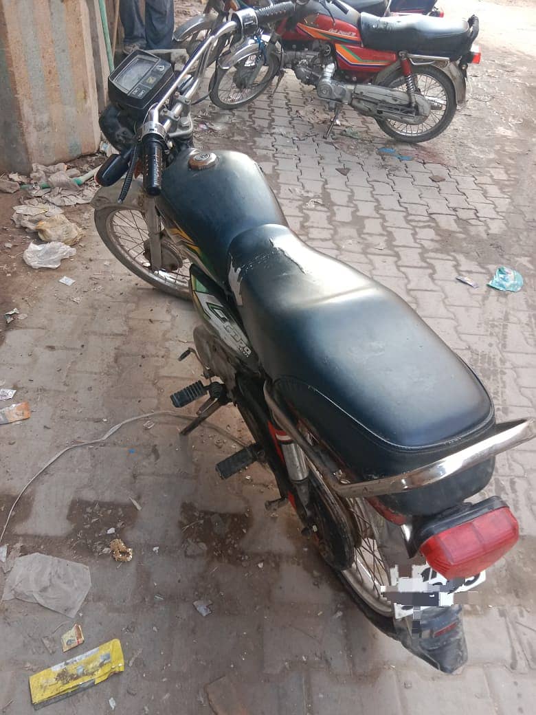 Yamaha Dhoom YD-70 2015 1