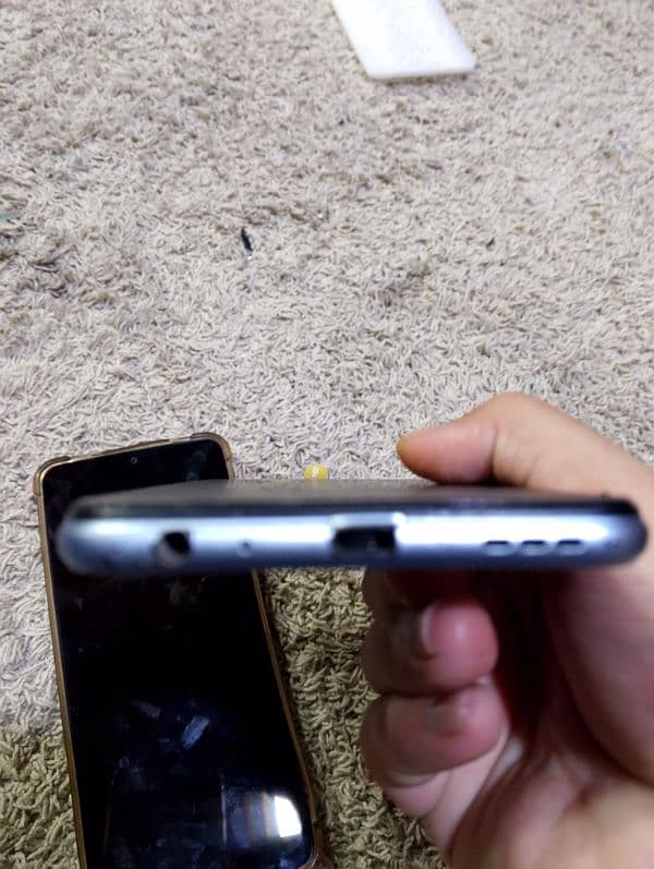 vivo y20s 4/128 4