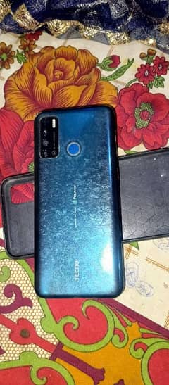 Tecno proviuor LC8.6gb 128gb. . 6000mah battery urgent sell