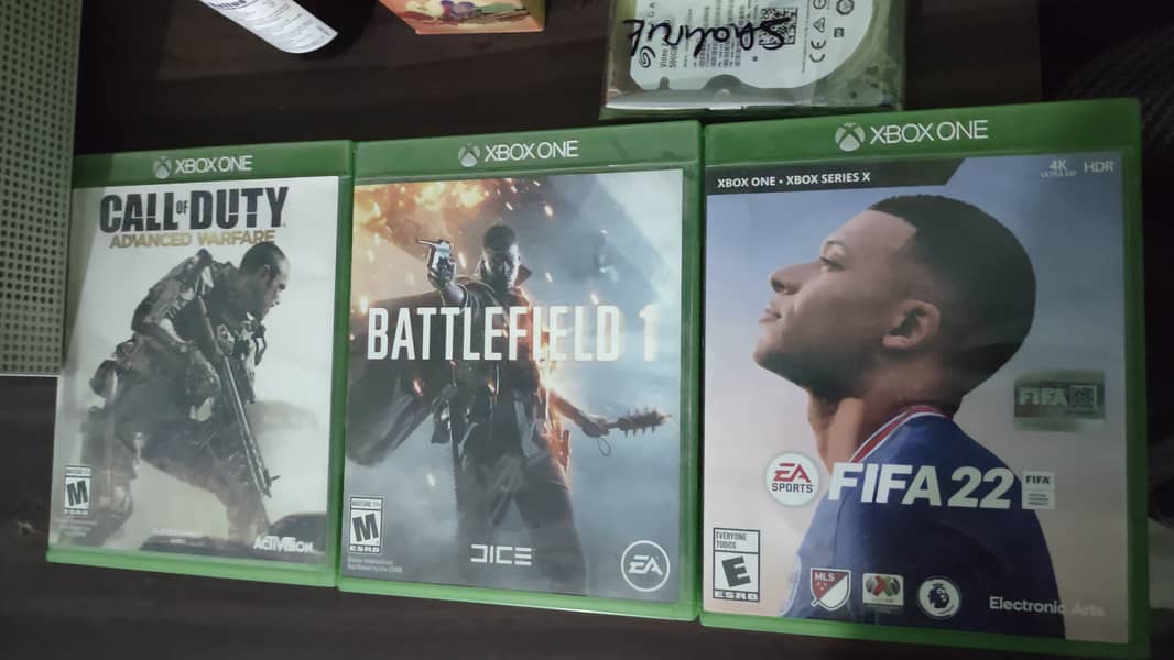 XBox One 1 TB 2 controllers 4 games, USA version NOT JAIL BREAK 1