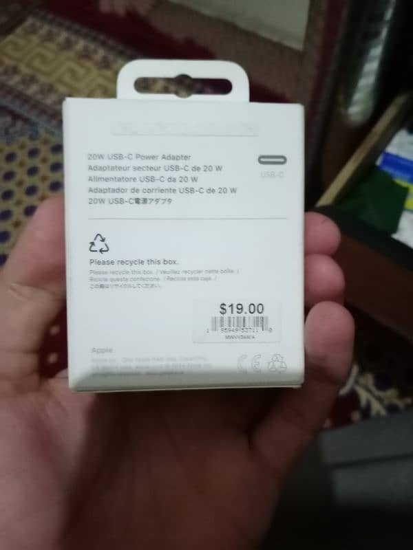 Apple adaptor Genuine 1