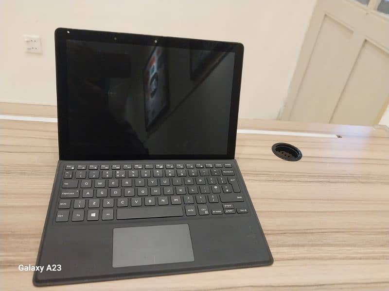 Dell 2 in 1 touch secreen 2