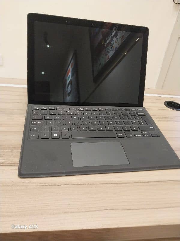 Dell 2 in 1 touch secreen 3