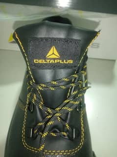 Safety Footwear By DELTA-PLUS