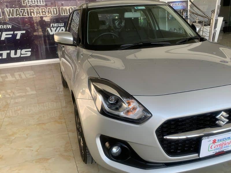 Suzuki Swift glx cvt 2022 2