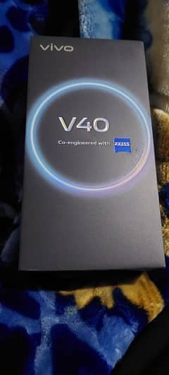 vivo v40