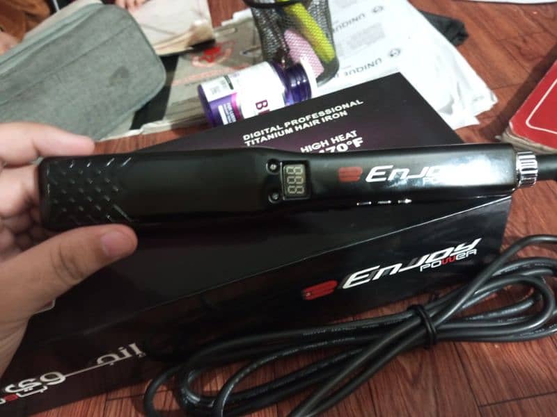 Enjoy Power Straightener 7