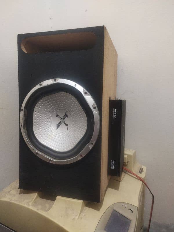 Amplifier & speaker 0