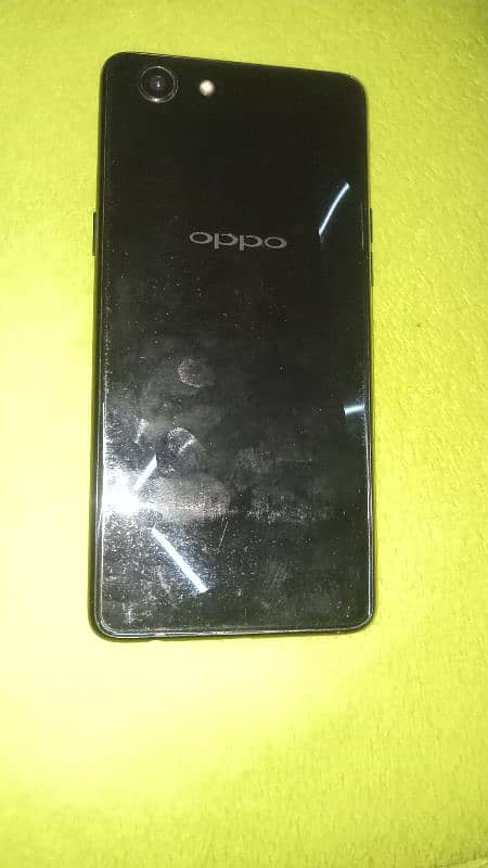 Oppo F7 Youth 0