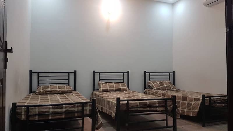 boys hostel for students and bachelors 8