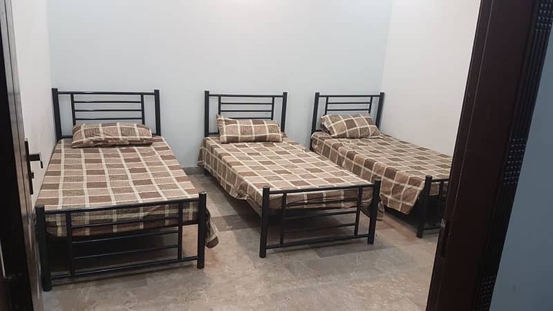 boys hostel for students and bachelors 9