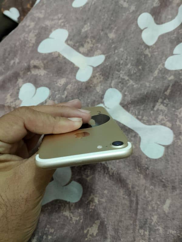 iphone 7 128gb PTA approved 4