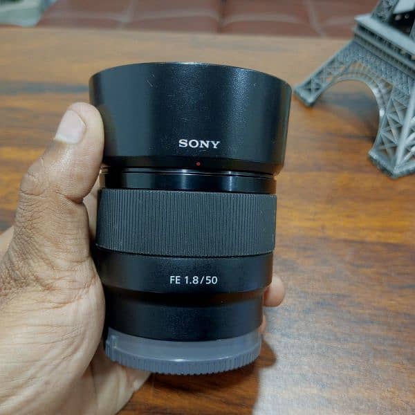 Sony 50mm FE 1.8 0