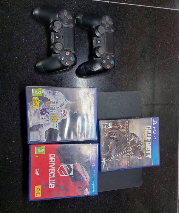 playstation 4 slim 500gb with controller n games 0