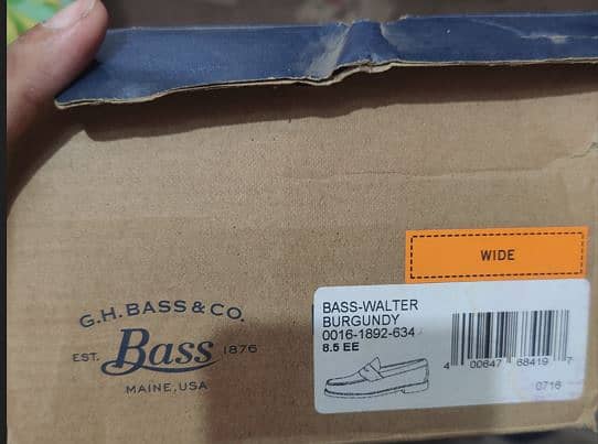 G. H. BASS  MENS LOGAN FLAT STRAP WEEJUNS 4