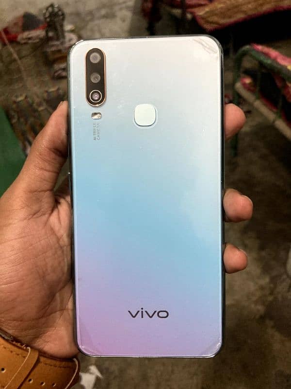 Vivo y17 0