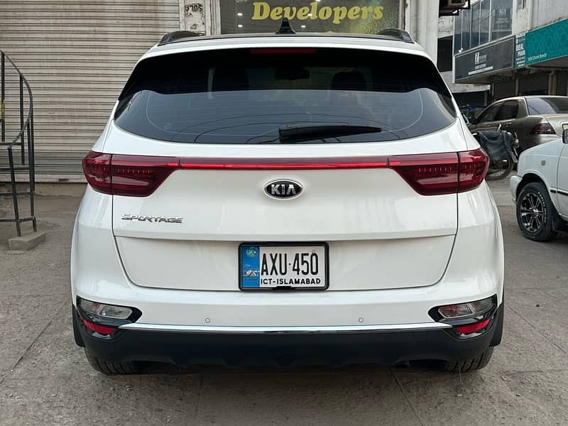 KIA Sportage 2022 8